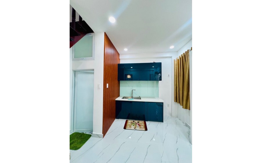 CHỈ 3 TỶ CÓ NGAY NHÀ 3 TẦNG 2PN DỌN VÀO Ở NGAY ĐƯỜNG HUỲNH VĂN BÁNH.